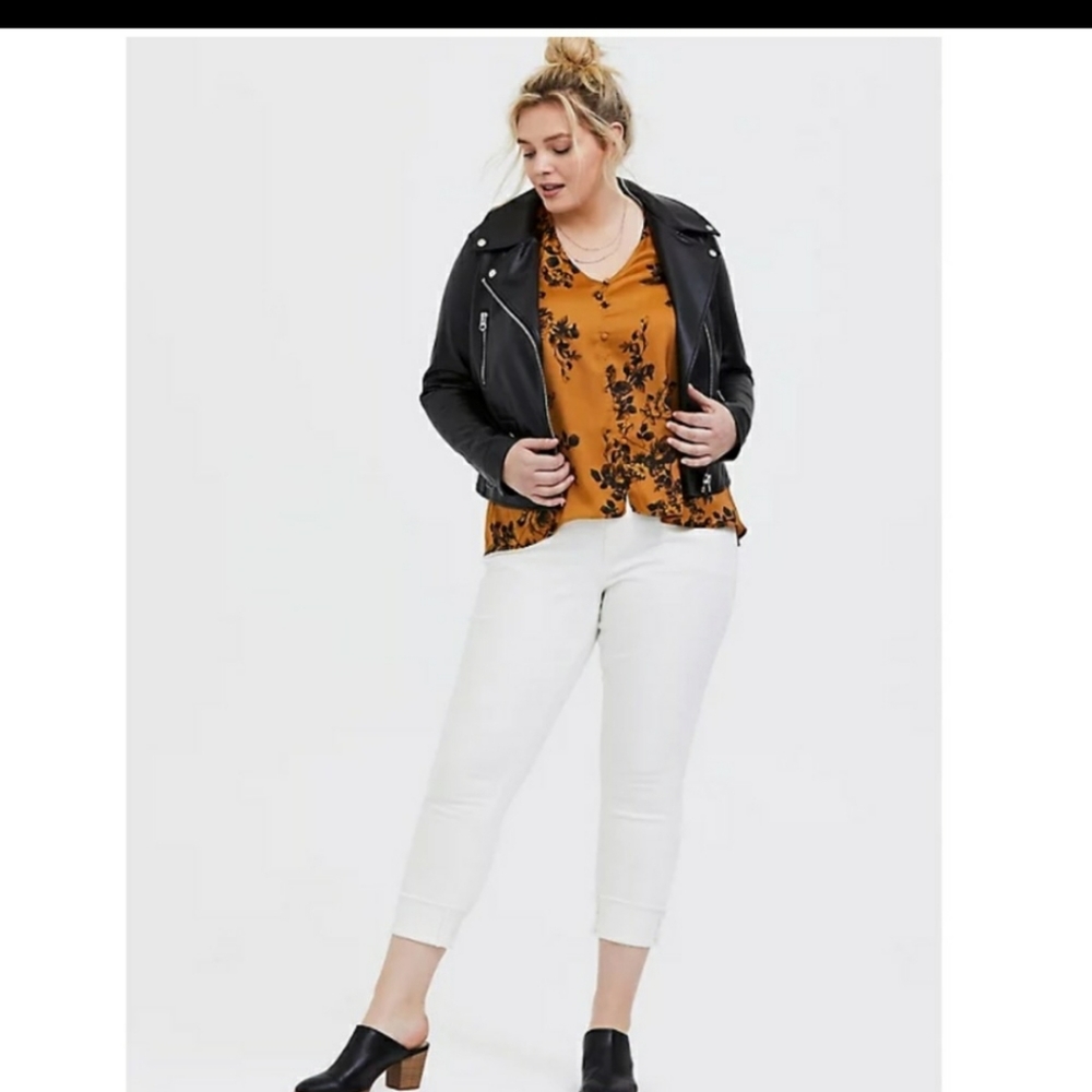 Torrid Black and Gold Blouse sz 1
